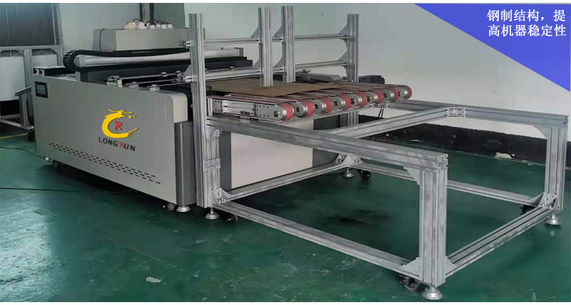 紙箱流水線無版印刷機采用全鋼制結構，提高機器穩定性。